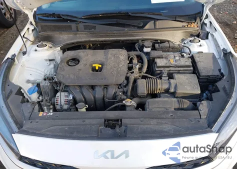 2023 Kia Forte Lxs z USA, uszkodzony, nr VIN 3KPF24AD3PE585977